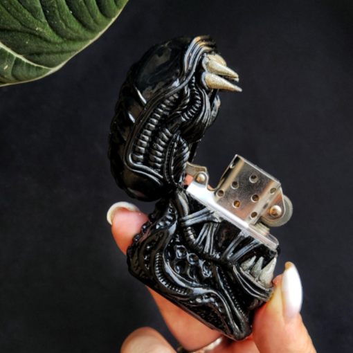 Alien Lighter - Commemorative Edition - Image 2